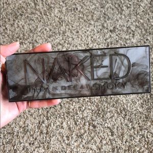 Urban Decay Naked Smoky palette